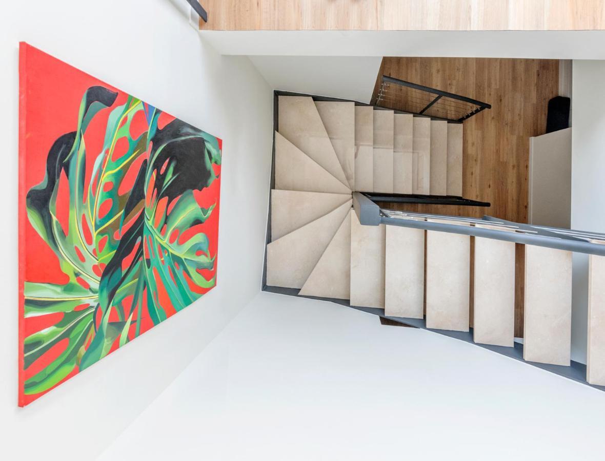 Graffiti Suites El Museo マラガ エクステリア 写真