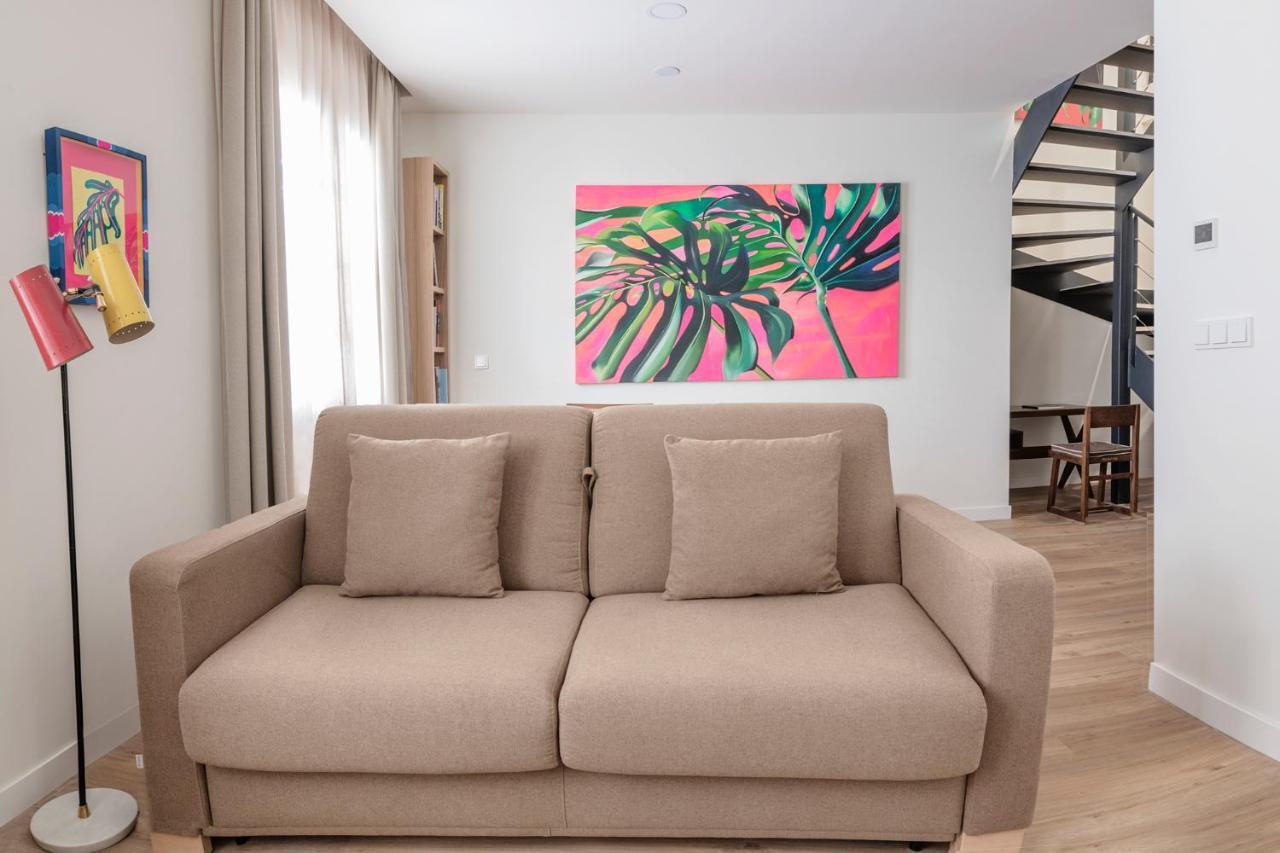 Graffiti Suites El Museo マラガ エクステリア 写真